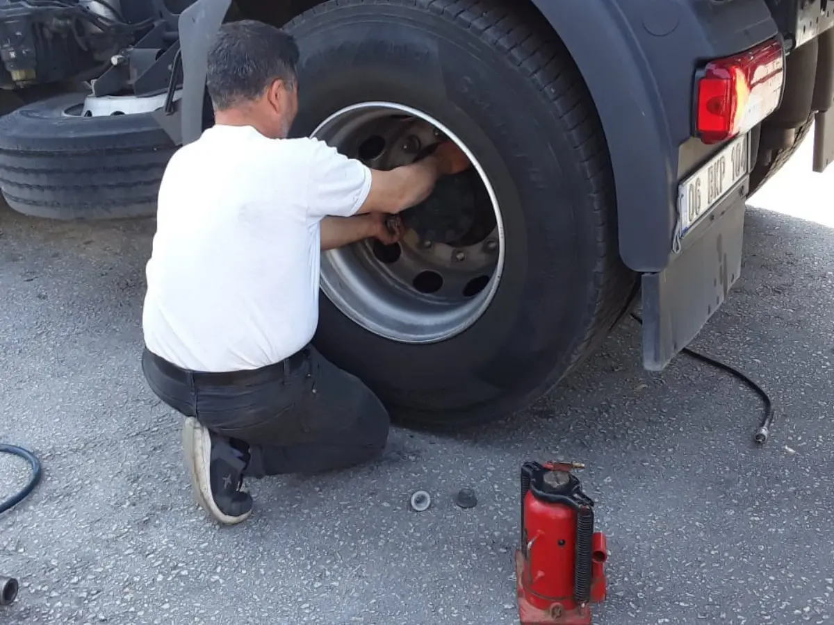 Çat Oto Lastikçi